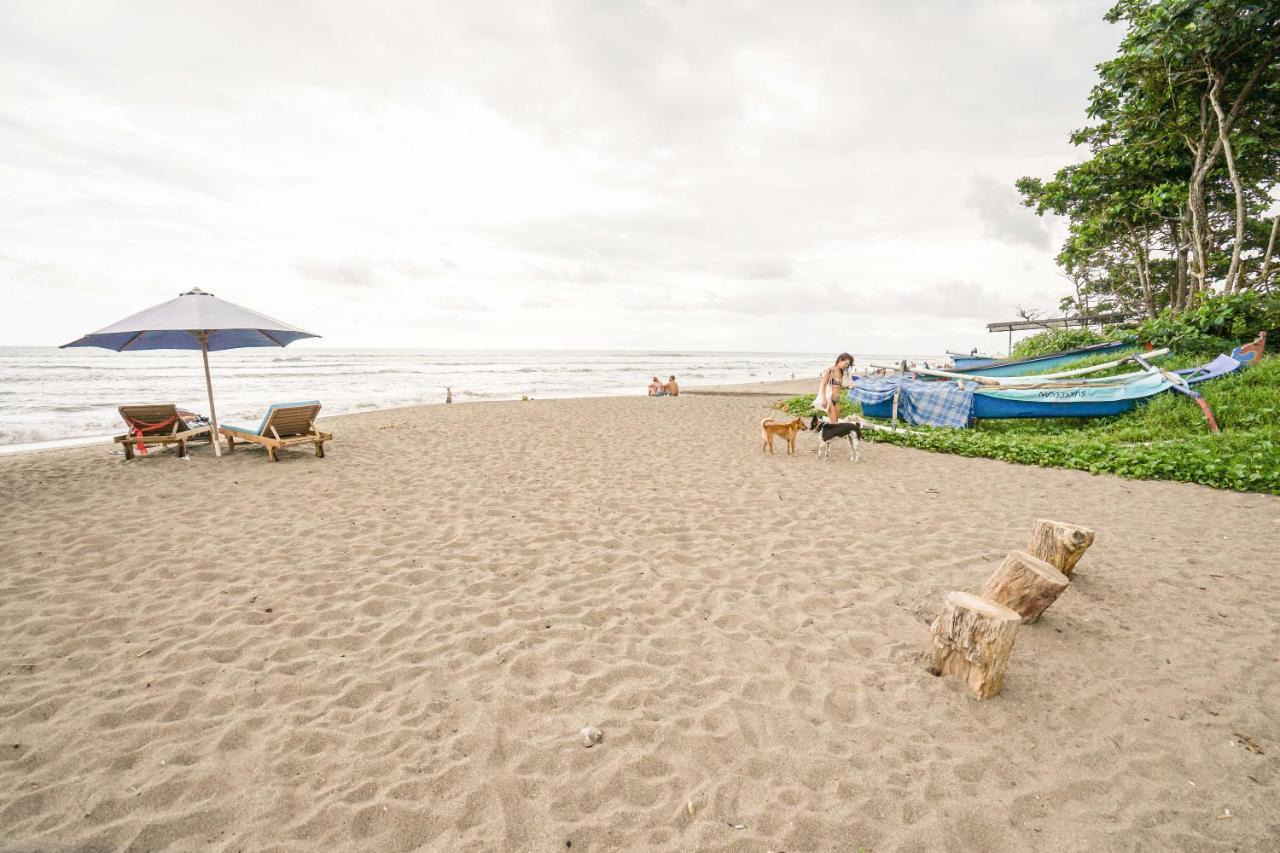 Nelayan Beach Resort By Kts Bali チャングー エクステリア 写真
